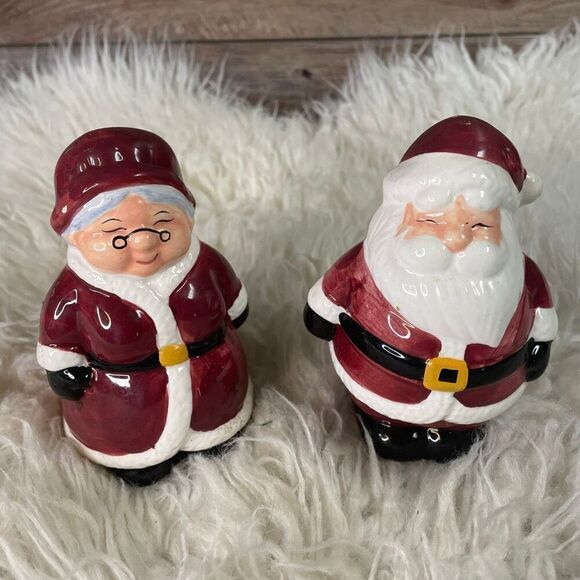 PUBLIX Other - 2001 PUBLIX  Santa Claus & Mrs Claus Salt Pepper Shakers Encore Edition